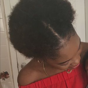 Meet your Posher, Kenecia